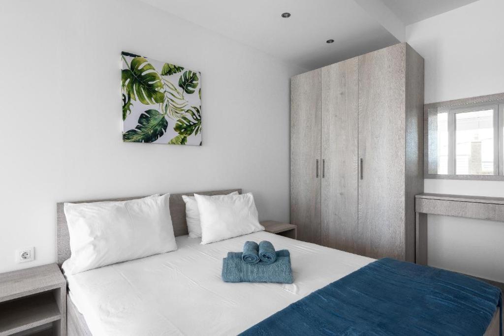 Blue Horizon 3 Apartment Nea Kallikrateia Bagian luar foto